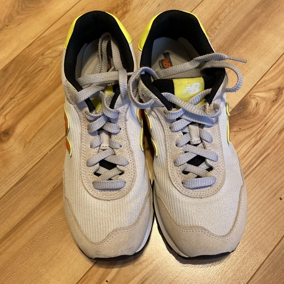 New Balance shoes - Picture 5 of 9